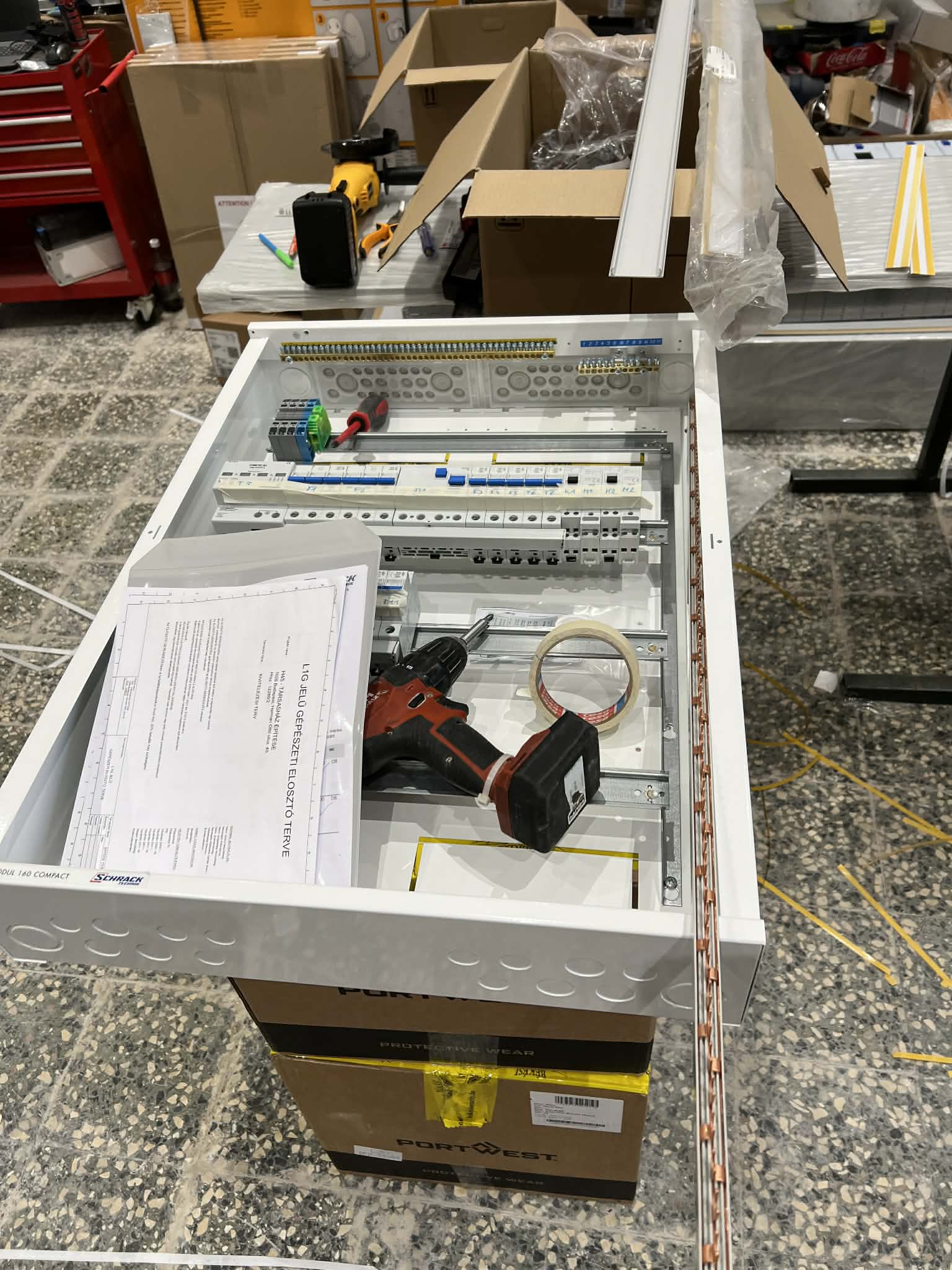 Kapcsolószekrény - előnézet 9